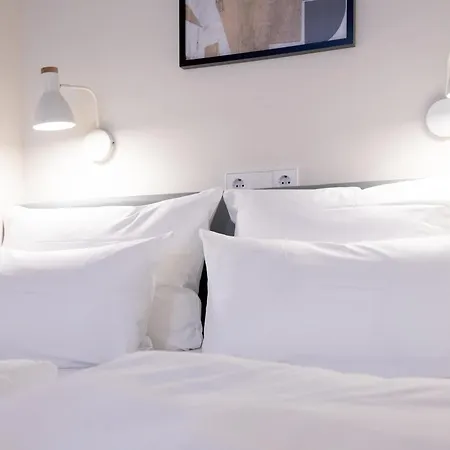 Bright Zentrum-west Stadion - Neueroeffnung - New Opening Hotel apartamentowy *