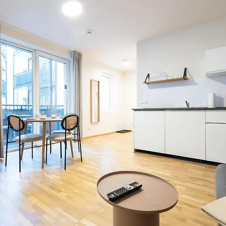 Hotel apartamentowy Bright Zentrum-west Stadion - Neueroeffnung - New Opening