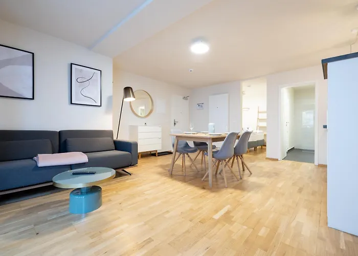 Aparthotel Bright Zentrum-west Stadion 3*