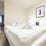 Bright Zentrum-west Stadion Apartmanhotel 3*