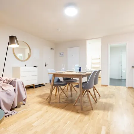 Bright Zentrum-west Stadion 3*