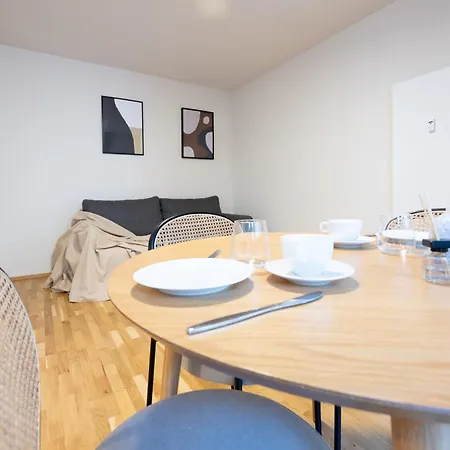 Aparthotel Bright Zentrum-west Stadion 3*
