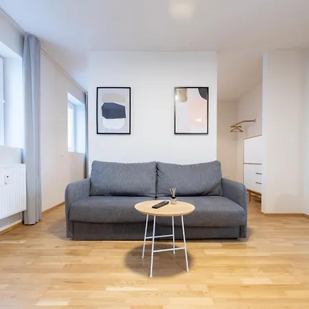 Bright Zentrum-west Stadion شقة فندقية لبسيا