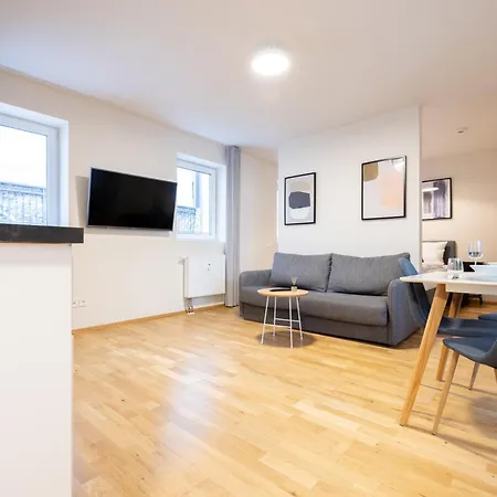 Bright Zentrum-west Stadion Aparthotel
