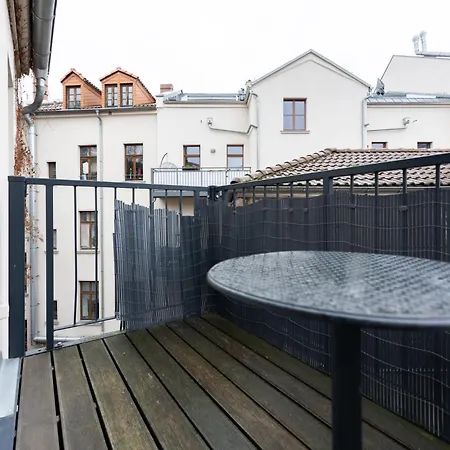 Bright Zentrum-west Stadion 3* لبسيا