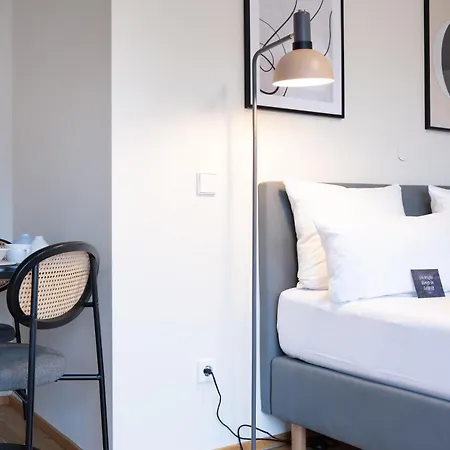 Bright Zentrum-west Stadion 3*