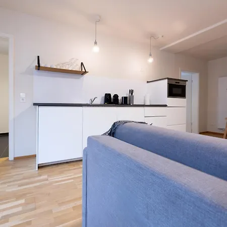 Bright Zentrum-west Stadion لبسيا