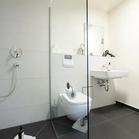 Bright Zentrum-west Stadion 3*