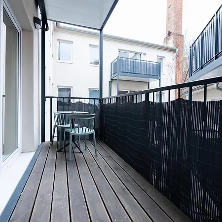 Bright Zentrum-west Stadion لبسيا