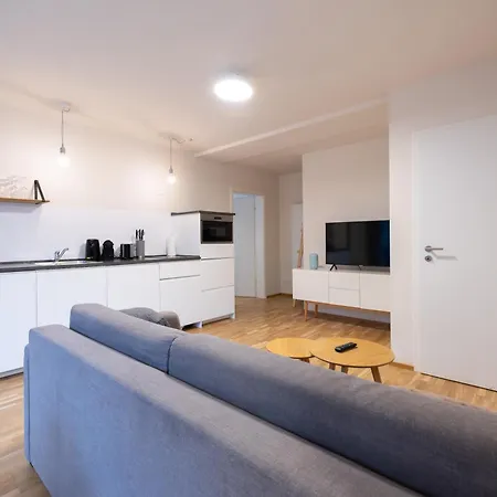 Bright Zentrum-west Stadion 3*