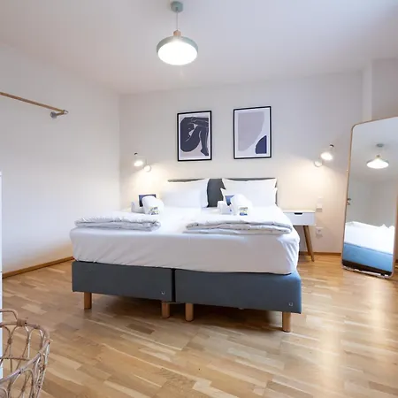 Bright Zentrum-west Stadion لبسيا